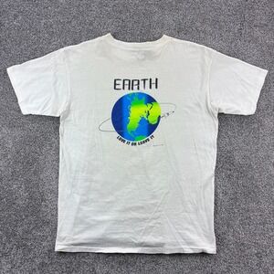 Vintage Uzon Cosmetics Shirt Mens Large White Earth Graphic Love It‎ or Leave It